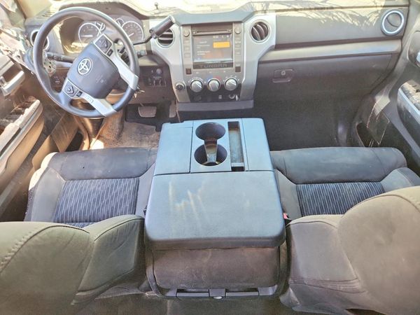 2016 TOYOTA TUNDRA