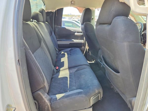 2016 TOYOTA TUNDRA