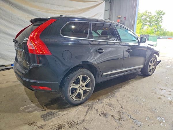 2014 VOLVO XC60