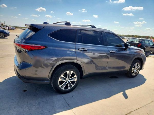 2023 TOYOTA HIGHLANDER