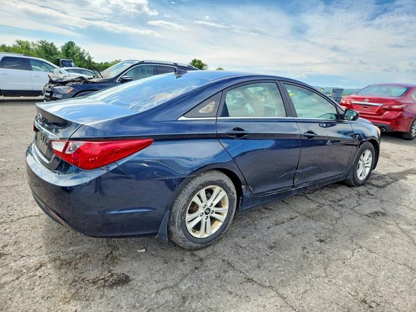 2013 HYUNDAI SONATA GLS/ GLS Popular
