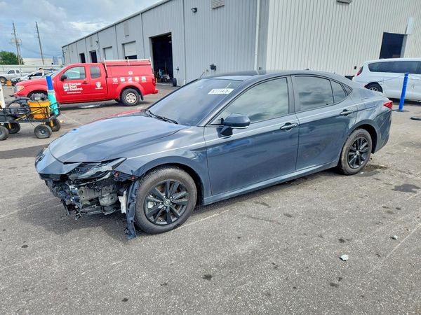 2026 TOYOTA CAMRY