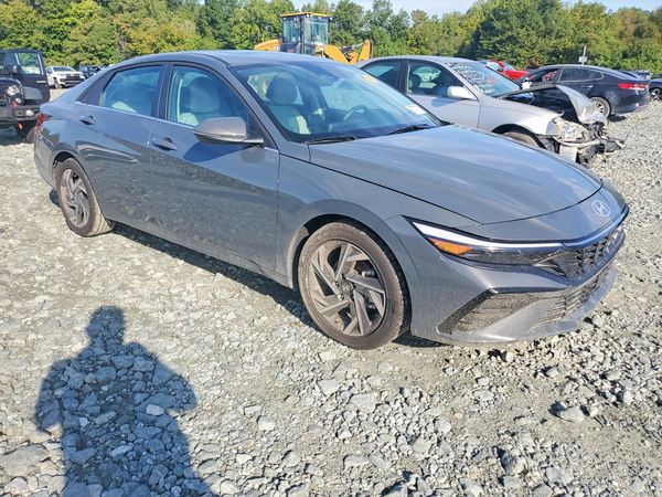 2026 HYUNDAI ELANTRA