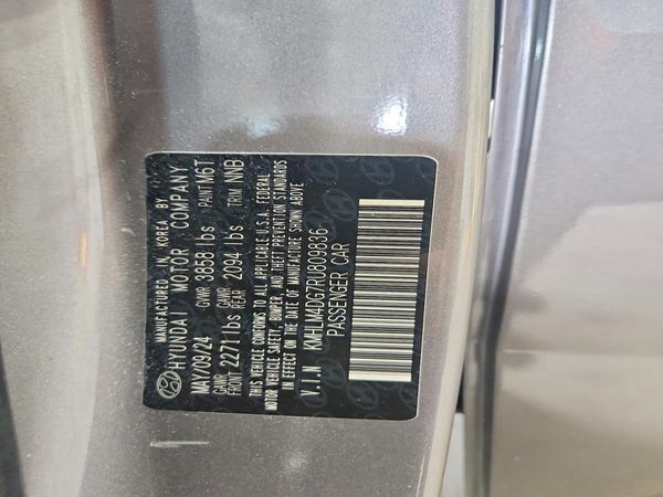 2024 HYUNDAI ELANTRA