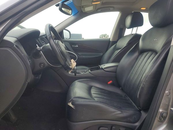 2013 INFINITI OTHER — DENT
