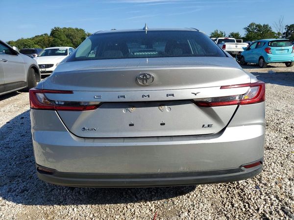 2025 TOYOTA CAMRY