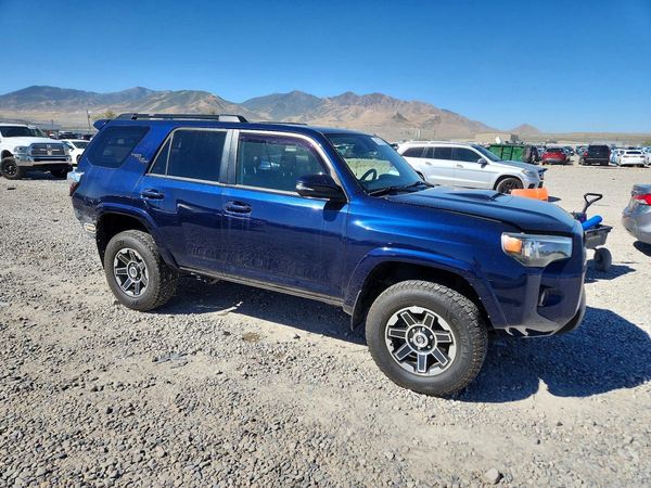 2020 TOYOTA 4RUNNER Base Grade