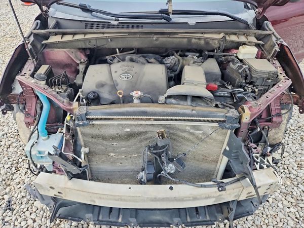 2019 TOYOTA HIGHLANDER SE/XLE