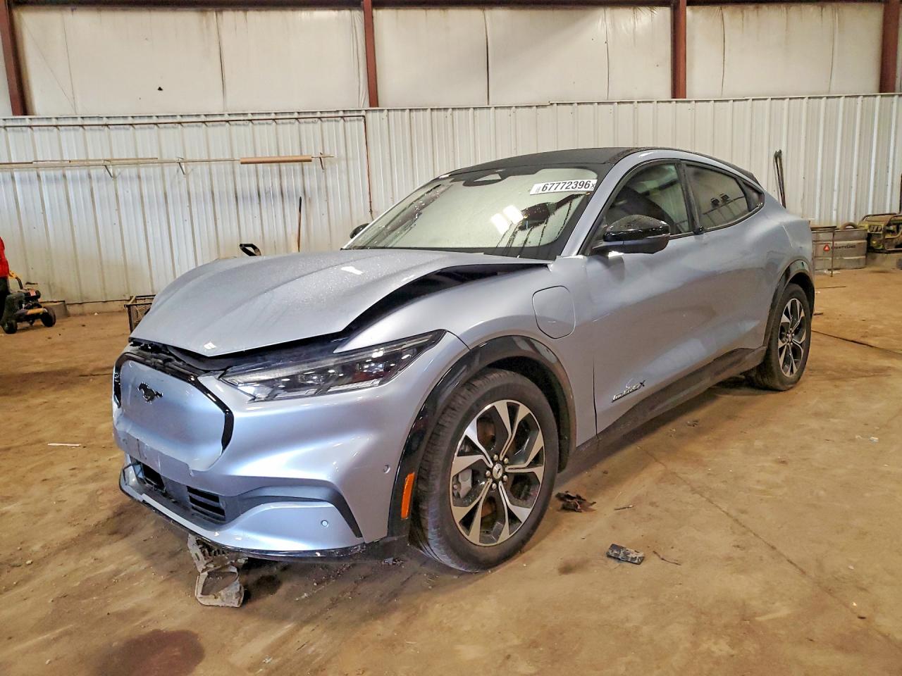 2022 FORD MUSTANG Premium — Front 3/4