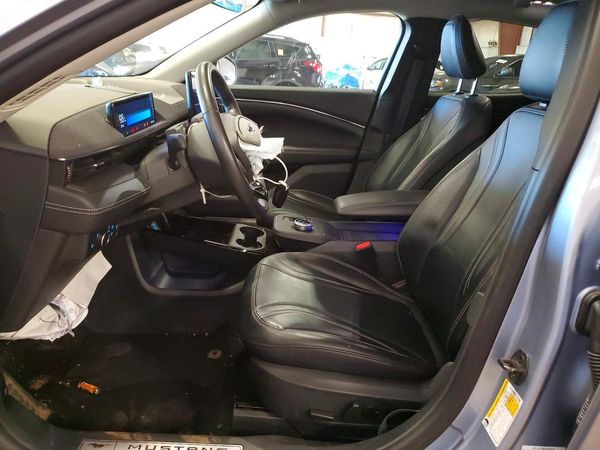 2022 FORD MUSTANG Premium — DENT