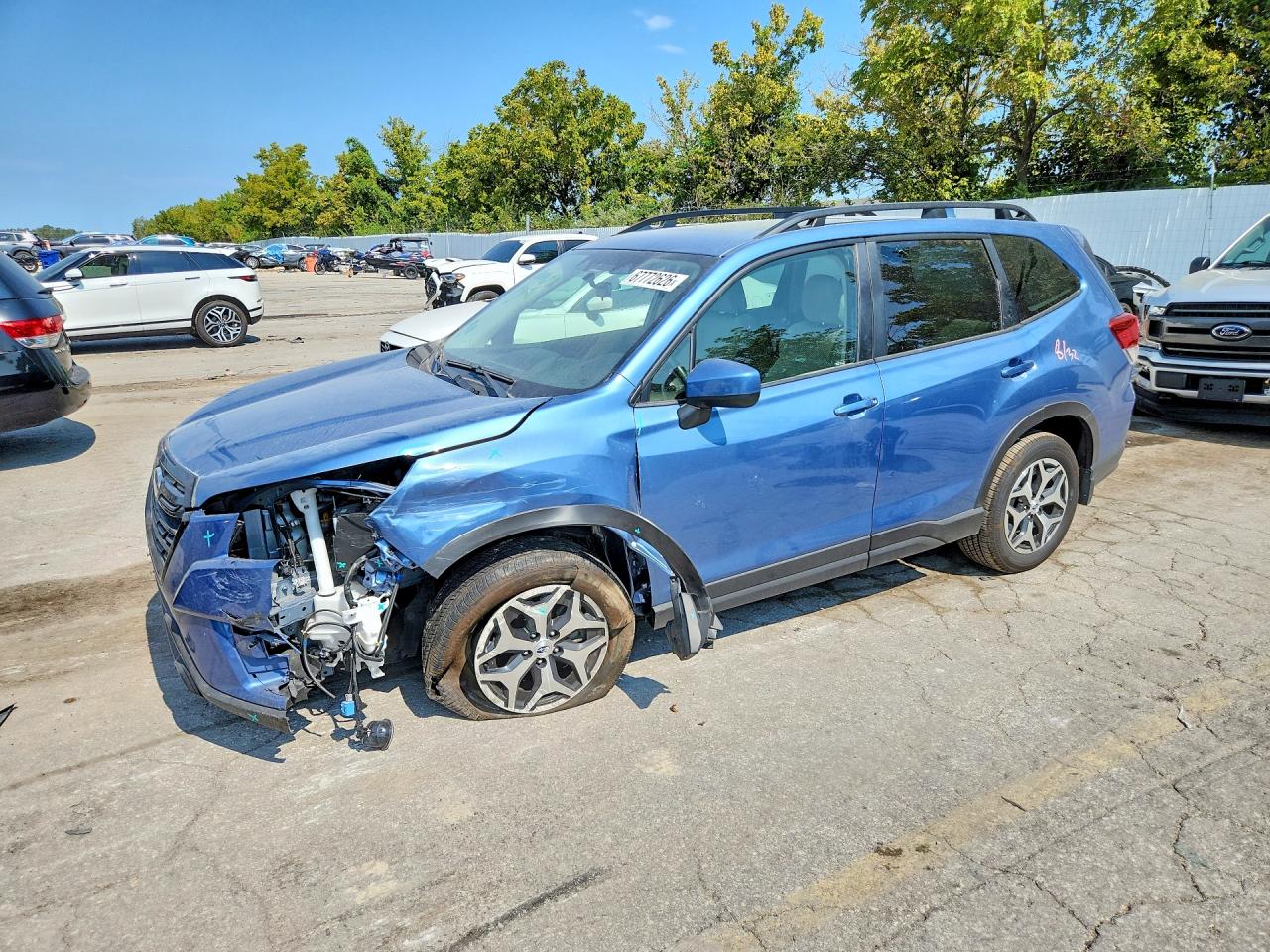 2023 SUBARU FORESTER