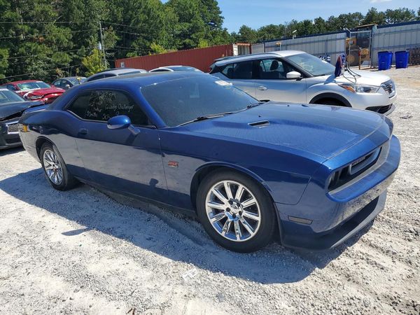 2012 DODGE CHALLENGER SRT8 — Passenger 3/4