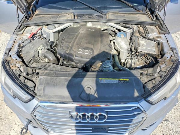 2018 AUDI A4 — Engine bay