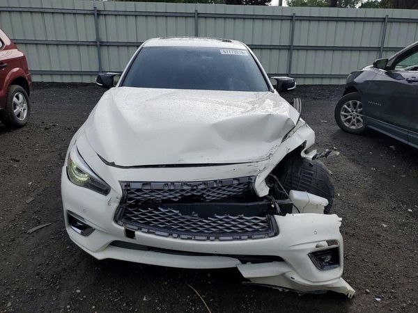 2021 INFINITI Q50