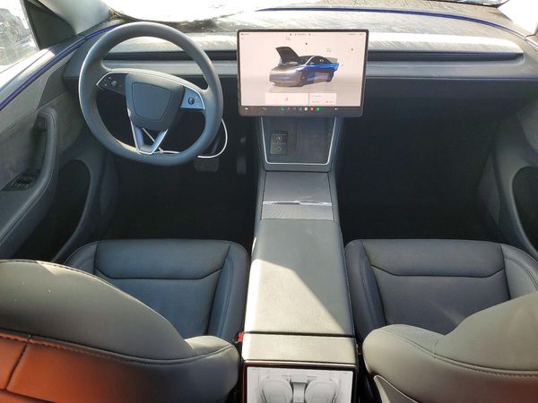 2026 TESLA MODEL Y