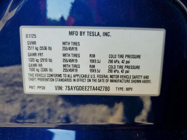 2026 TESLA MODEL Y