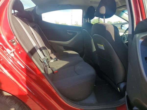 2016 HYUNDAI ELANTRA