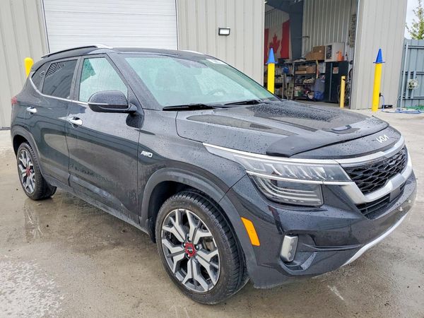 2022 KIA SELTOS SX, SX Sunroof Pkg — Passenger 3/4