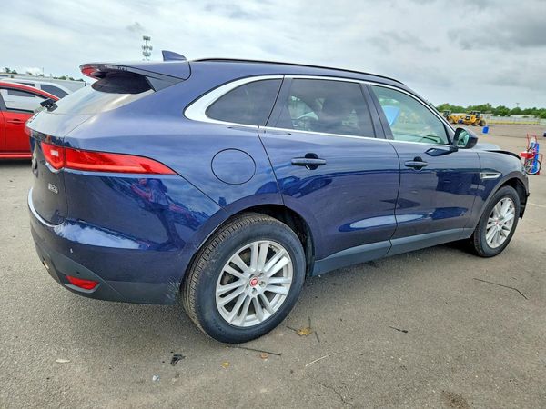 2019 JAGUAR F-PACE Prestige