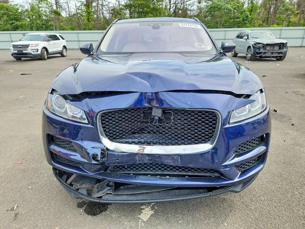 2019 JAGUAR F-PACE Prestige