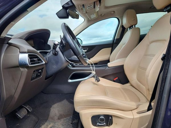 2019 JAGUAR F-PACE Prestige