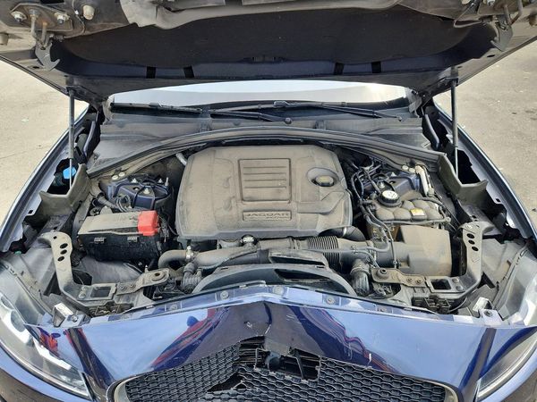 2019 JAGUAR F-PACE Prestige