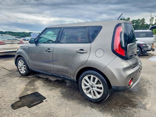 2017 KIA SOUL