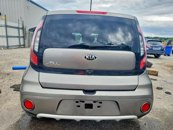 2017 KIA SOUL