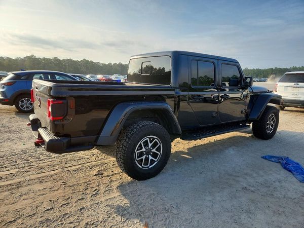 2024 JEEP GLADIATOR