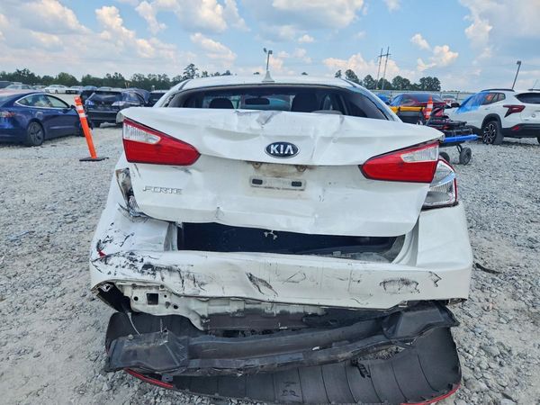 2015 KIA FORTE