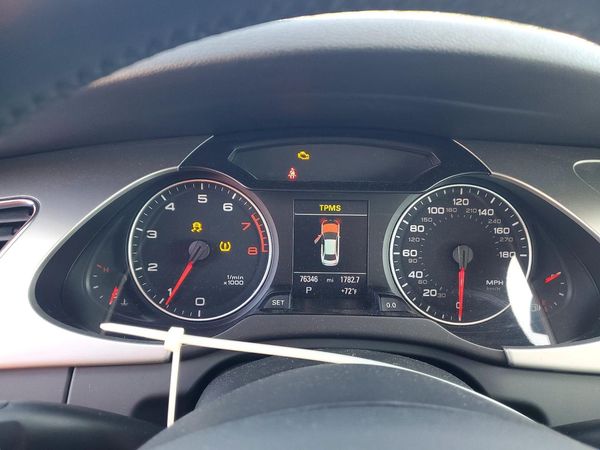 2012 AUDI A4 quattro Premium Plus