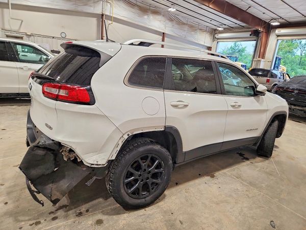 2018 JEEP CHEROKEE