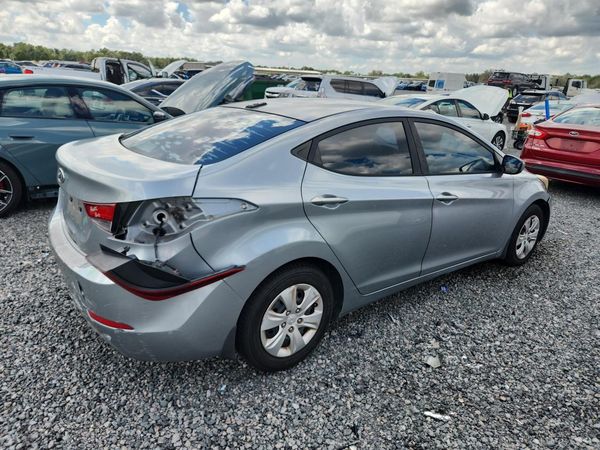 2016 HYUNDAI ELANTRA