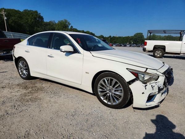 2018 INFINITI Q50
