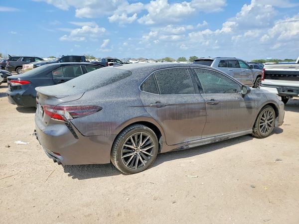 2022 TOYOTA CAMRY