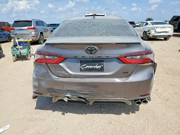2022 TOYOTA CAMRY