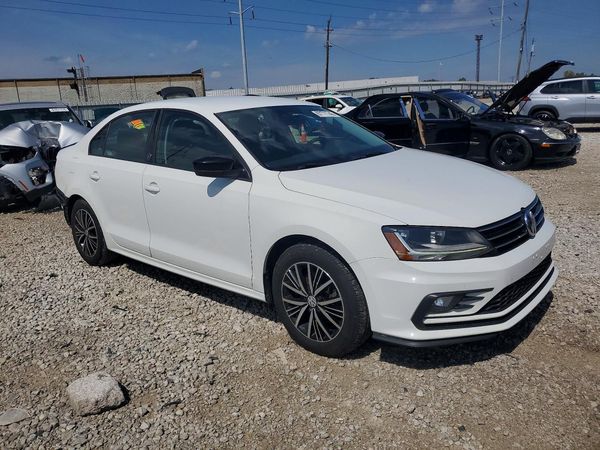 2018 VOLKSWAGEN JETTA