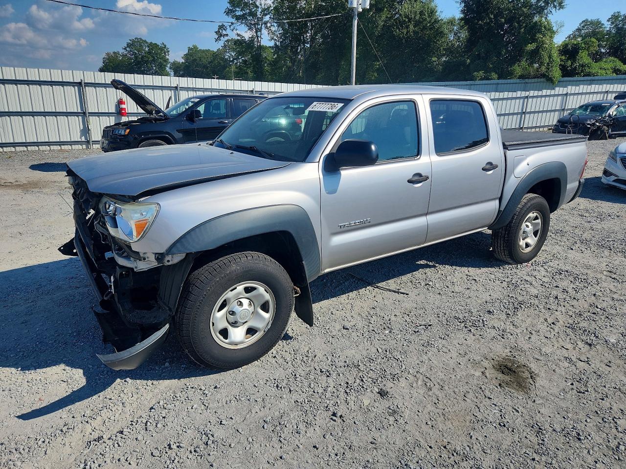 2015 TOYOTA TACOMA Delux Grade