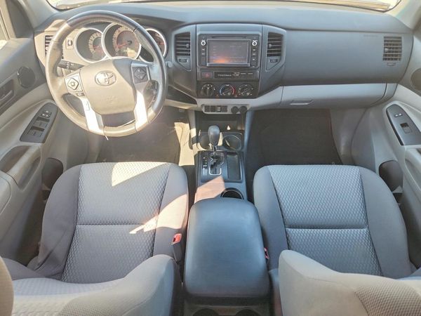2015 TOYOTA TACOMA Delux Grade