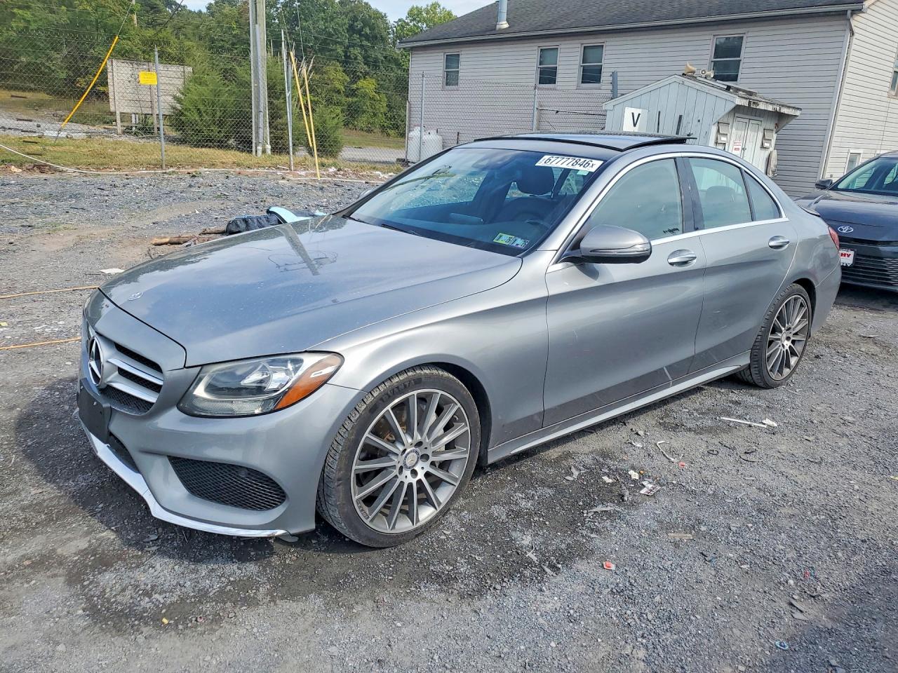 2016 MERCEDES-BENZ C — Front 3/4