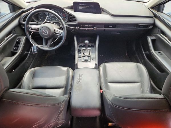 2022 MAZDA 3 Select Package