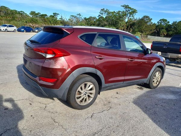 2016 HYUNDAI TUCSON