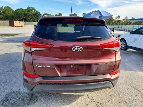 2016 HYUNDAI TUCSON