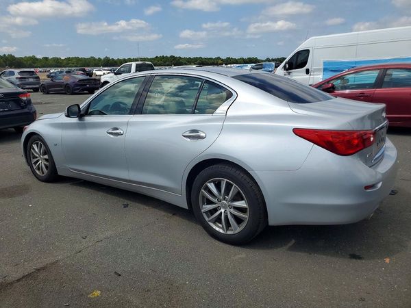 2015 INFINITI Q50