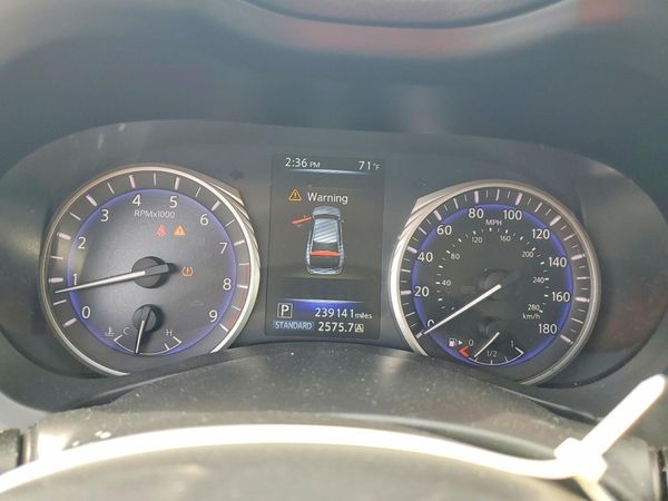 2015 INFINITI Q50