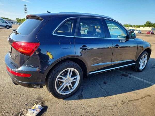 2013 AUDI Q5 Premium Plus