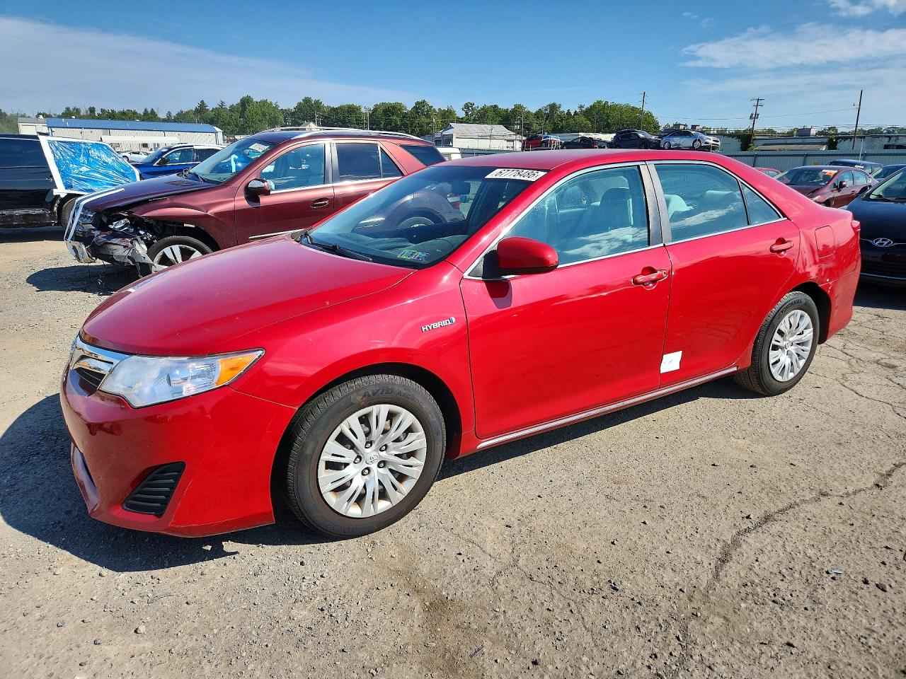 2012 TOYOTA CAMRY SOLA Hybrid — Front 3/4