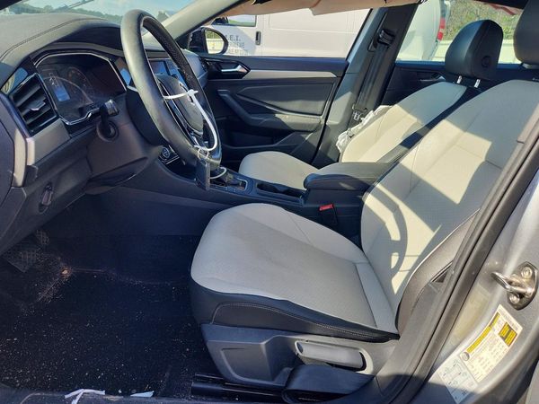 2019 VOLKSWAGEN JETTA S, SE, R-Line