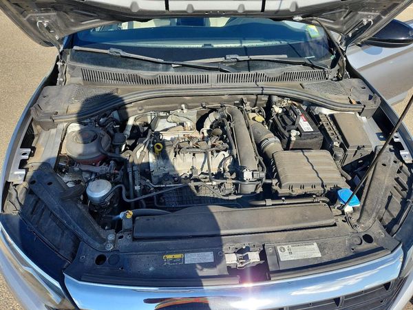 2019 VOLKSWAGEN JETTA S, SE, R-Line
