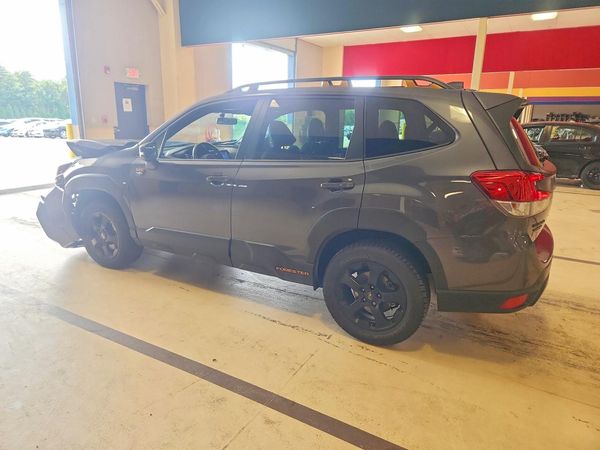 2023 SUBARU FORESTER